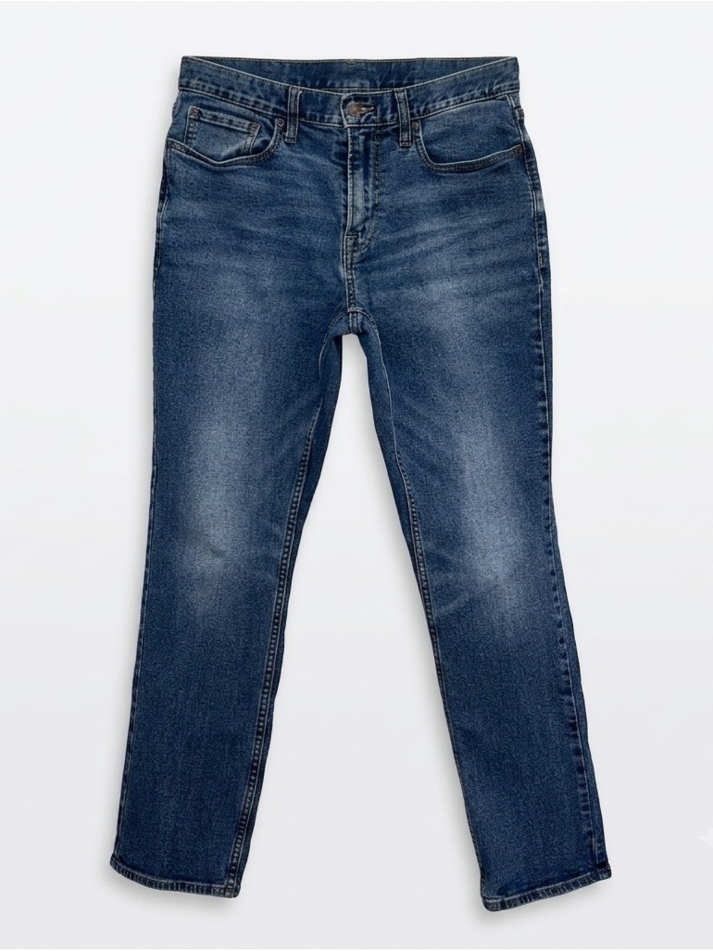 Old Navy Men’s Medium Wash Jeans - Size 31x32